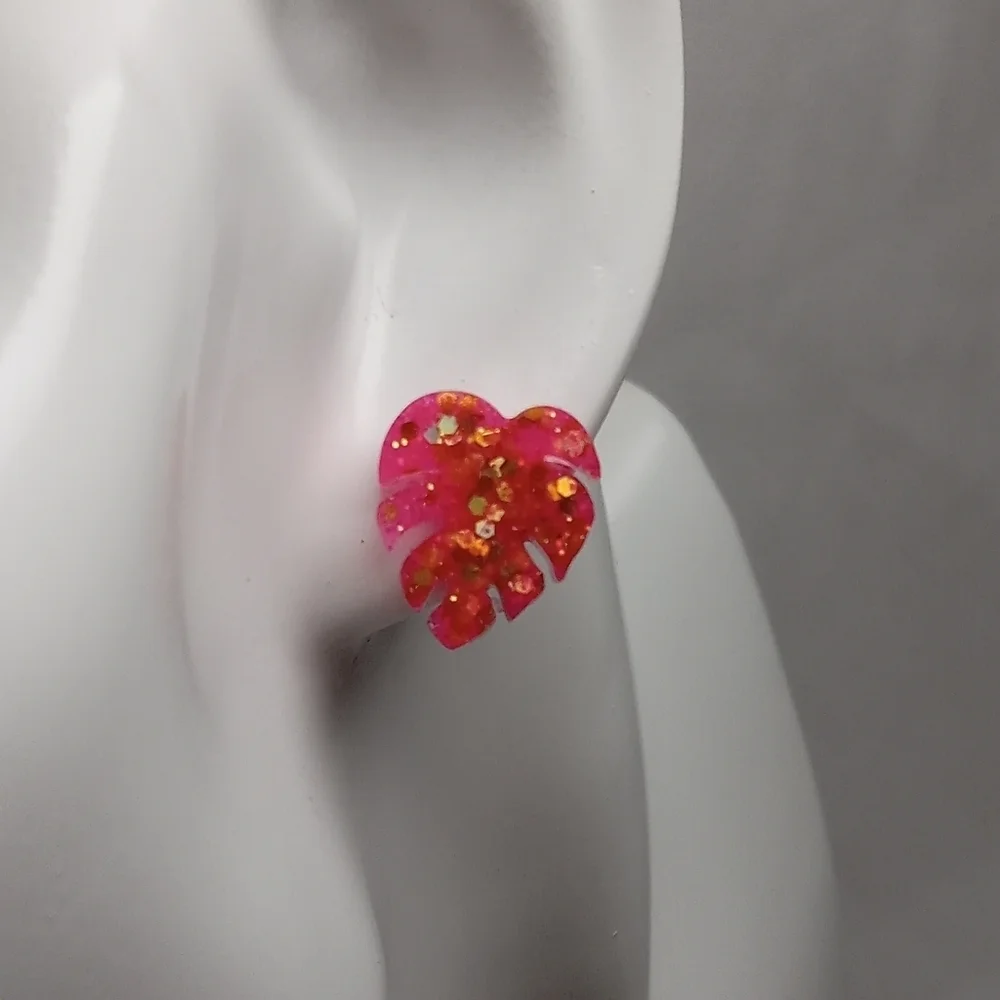 5/$25 Pink and Gold Leaf Earrings